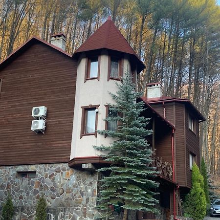 Elf-Cottage Tur'ya Paseka Luaran gambar