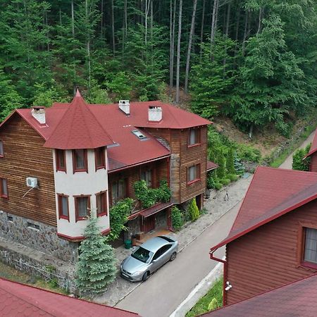 Elf-Cottage Tur'ya Paseka Luaran gambar