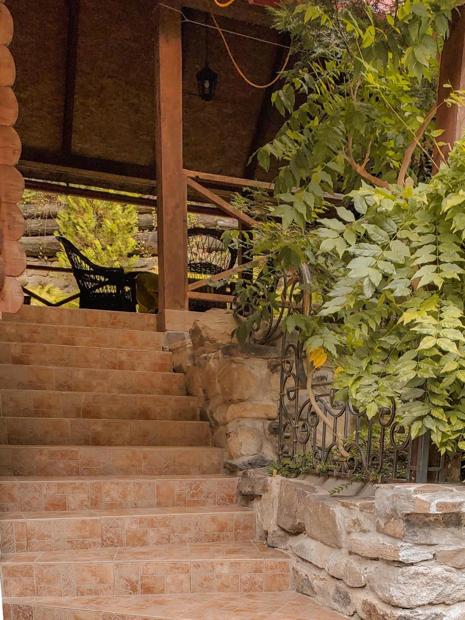 Elf-Cottage Tur'ya Paseka Luaran gambar