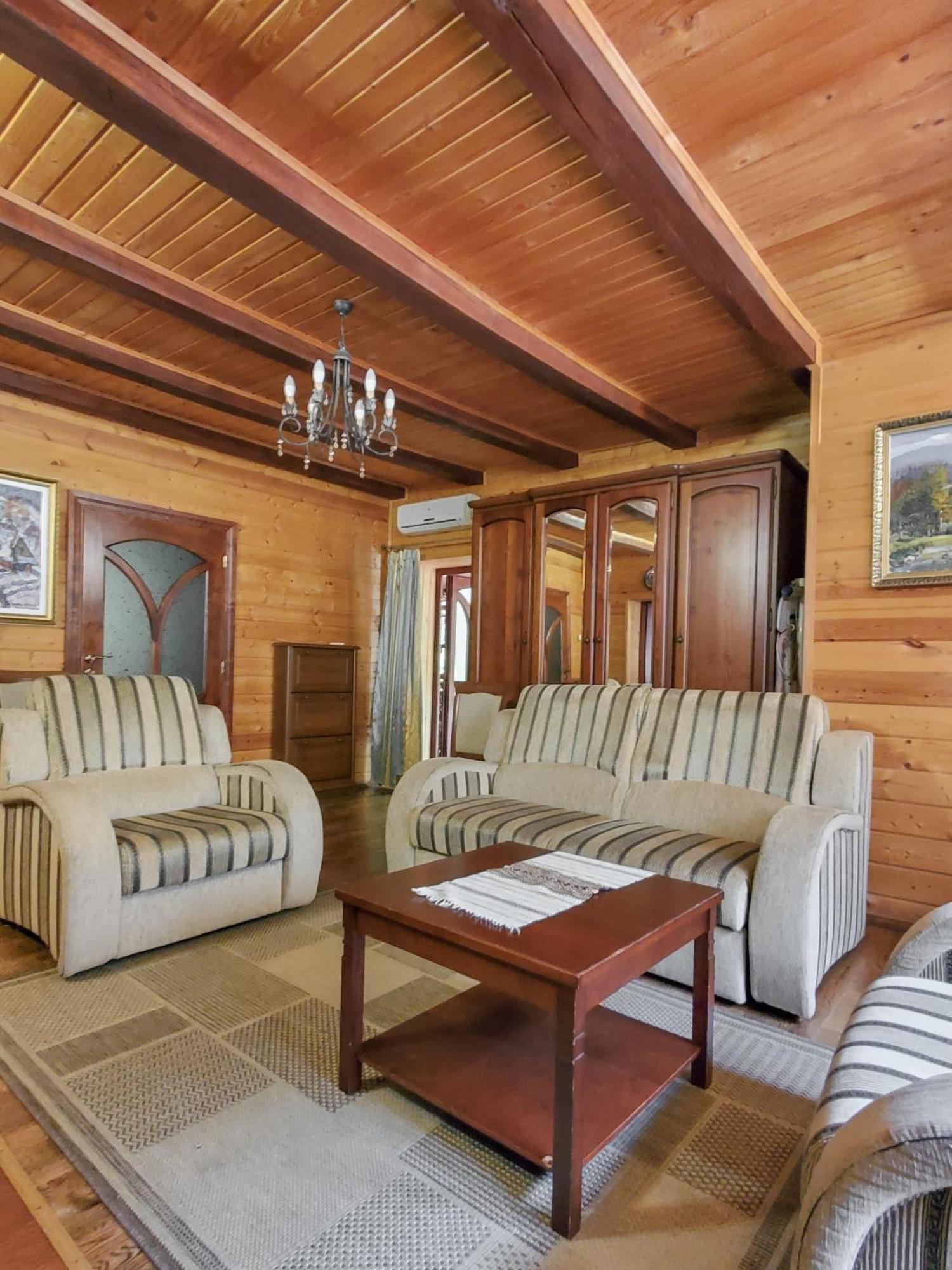Elf-Cottage Tur'ya Paseka Luaran gambar